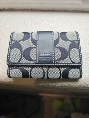 Coach Signature Canvas Compact Wallet in Navy